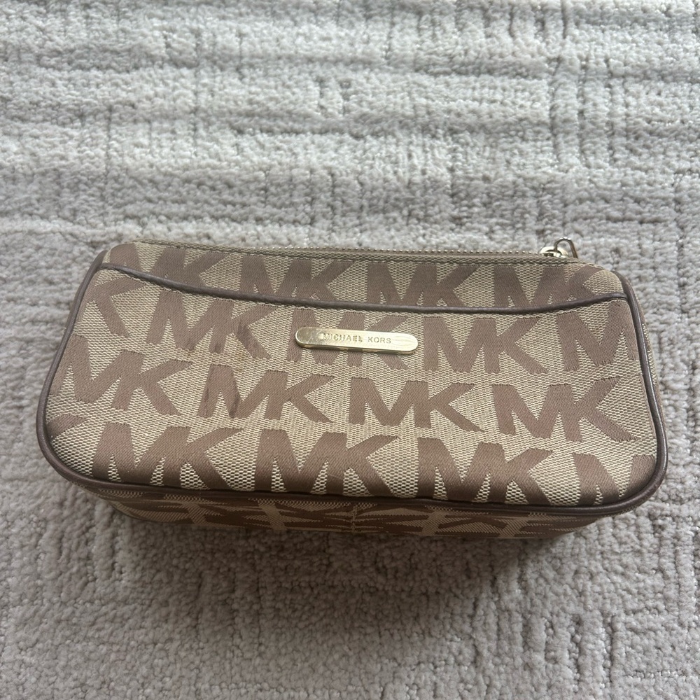 Michael Kors Makeup Bag VGUC AUTHENTIC